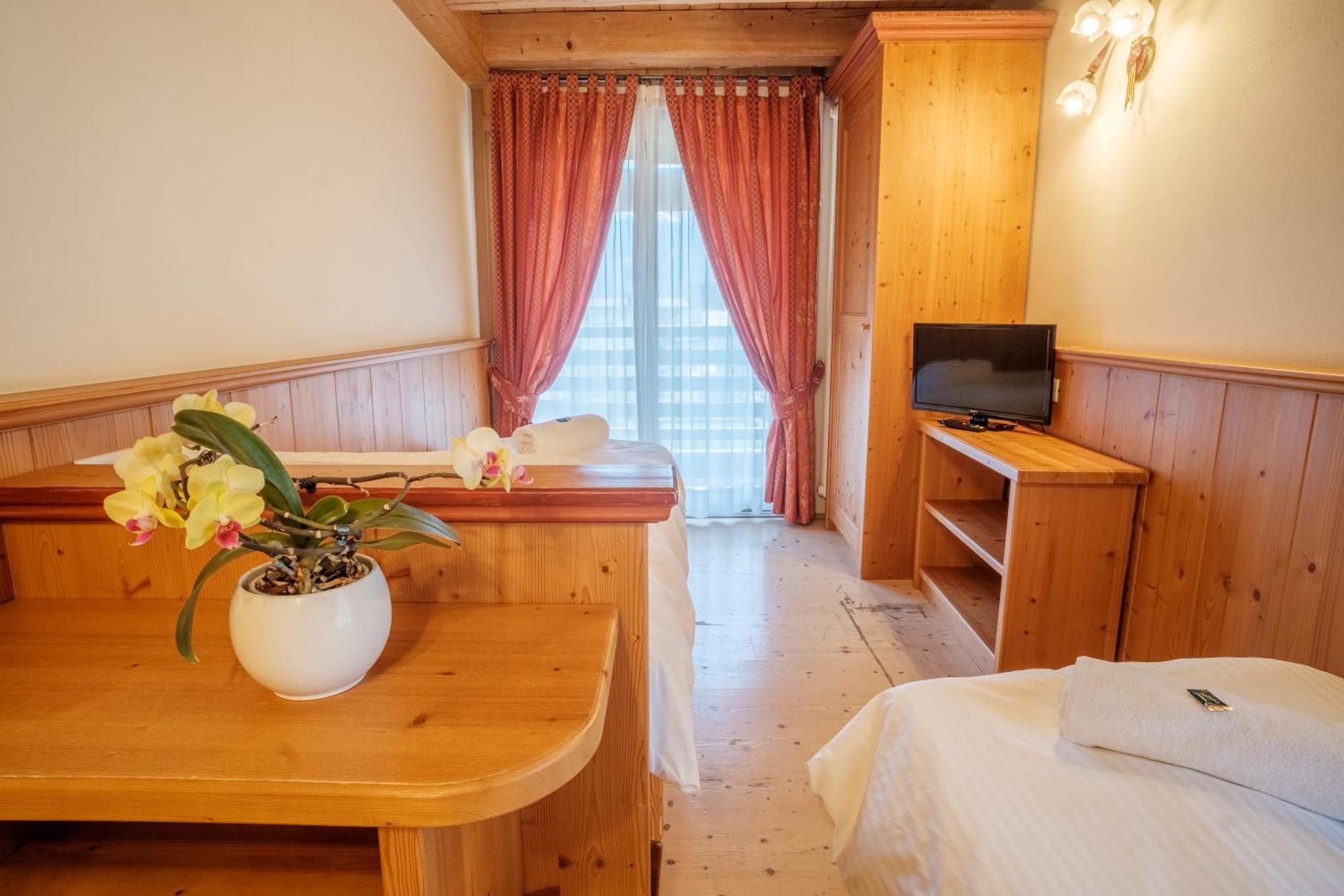 Casa Moresc سبياتزو الغرفة الصورة